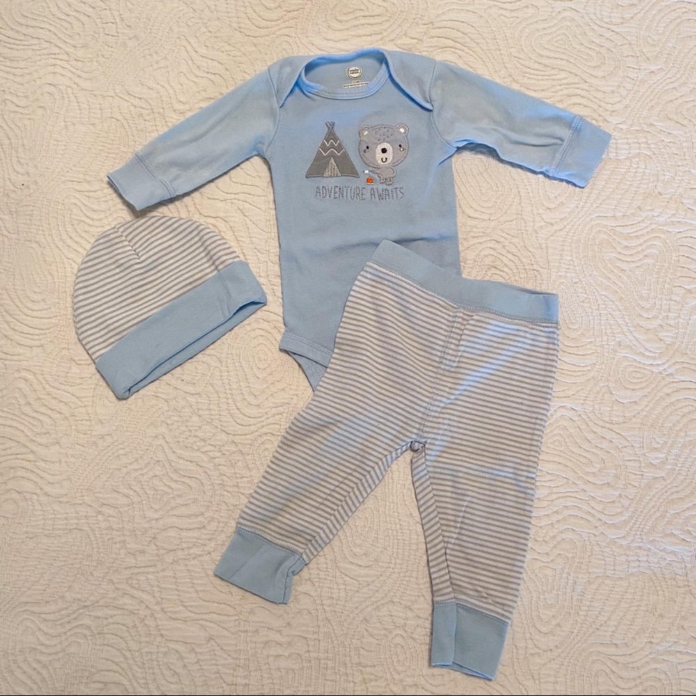 ‘Adventure Awaits’ 3pc Outfit